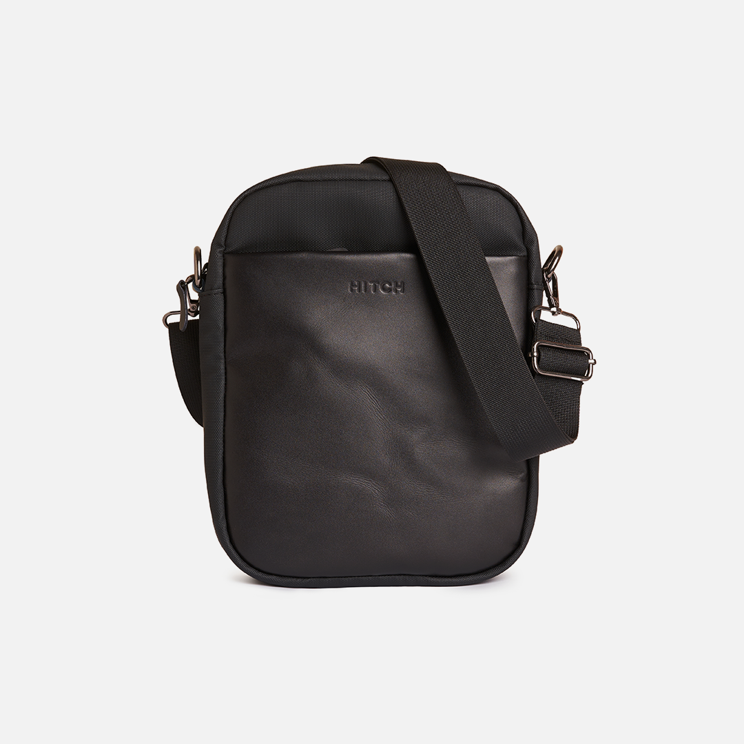 Courier - Crossbody Bag - Black