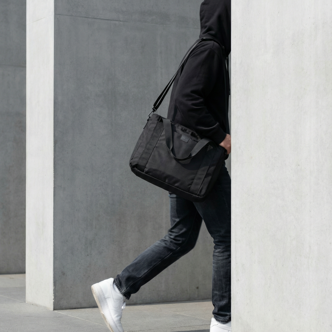 CARRY-ALL Tote Bag - Black