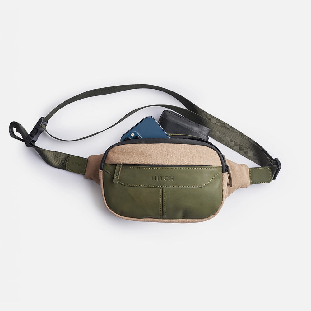 Urban Crossbody - Fanny Pack - Dark olive/Beige