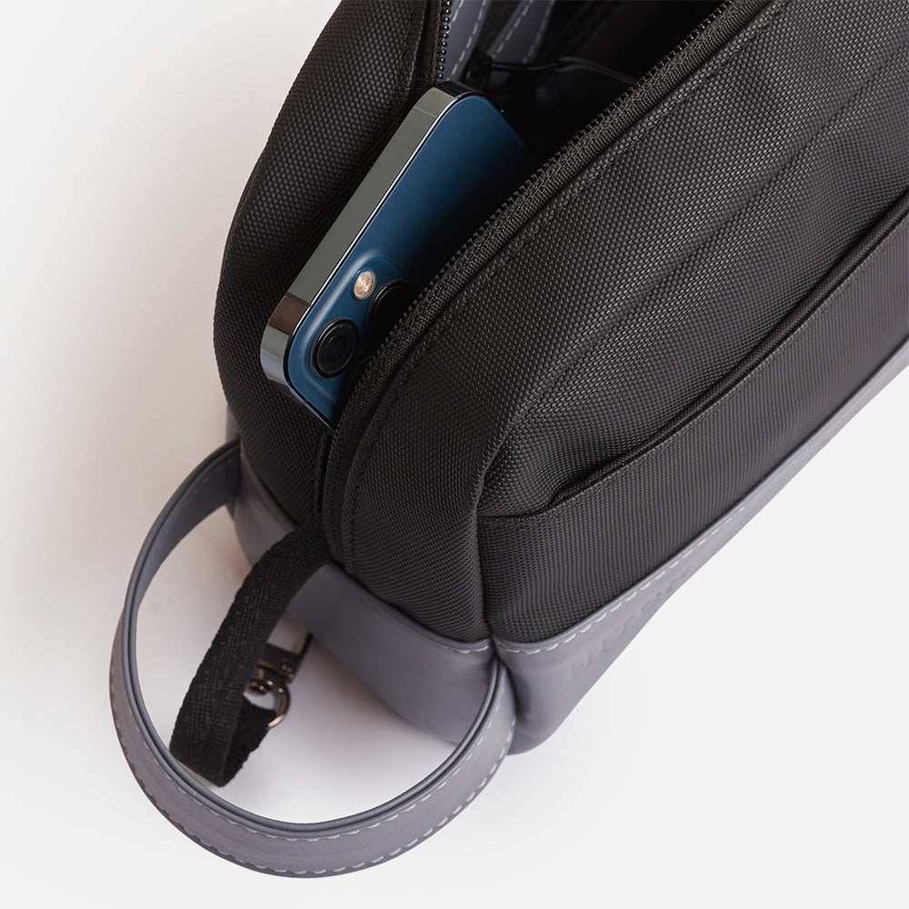 Pack — Compact Kit Bag - Black/Gray