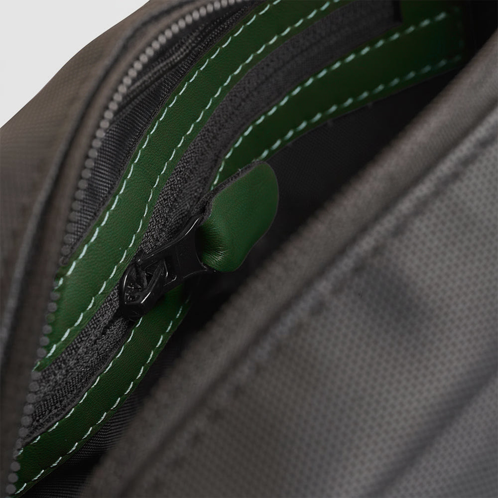 Pack — Compact Kit Bag - Black/Green